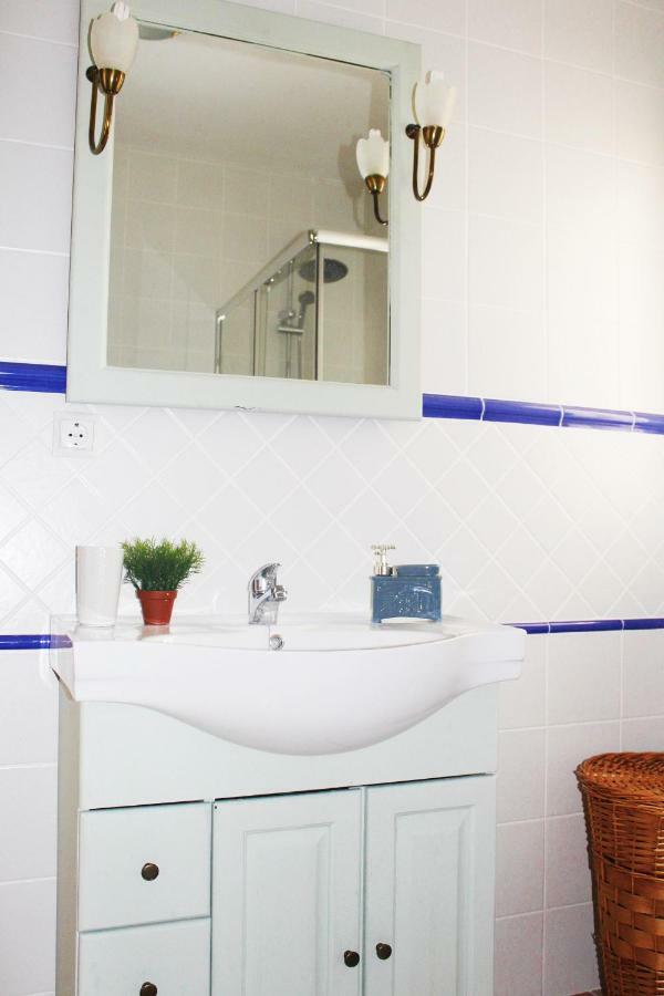 Azahar Apartamentos Triana V Séville Extérieur photo